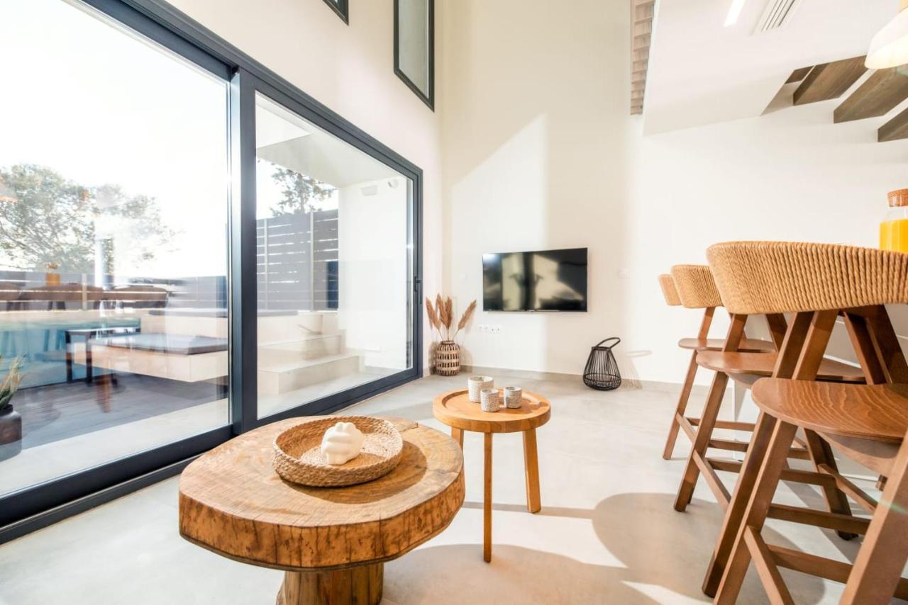 Serene Villas Halkidiki - Cfront Private Pool 네아 이라클리아 외부 사진