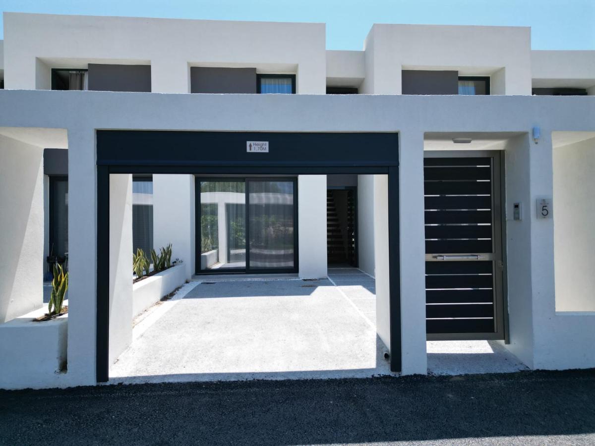 Serene Villas Halkidiki - Cfront Private Pool 네아 이라클리아 외부 사진